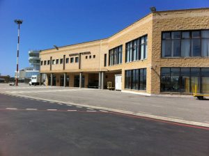 Aeroporto Crotone punta iceberg