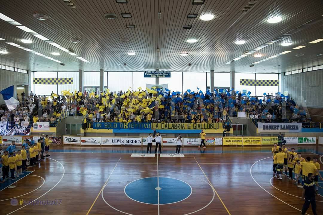 Basketball Lamezia - LameziaTerme.it