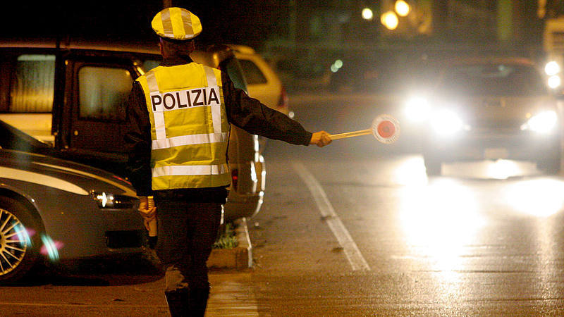 cosenza controlli polizia-LameziaTermeit