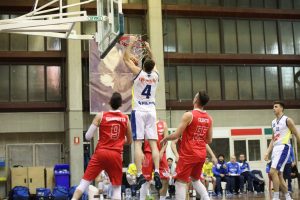 Basketball Lamezia bum bum rende - allo Sparti finisce 104-91