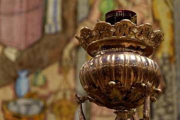 Lamezia offre l'olio votivo a San Francesco di Paola
