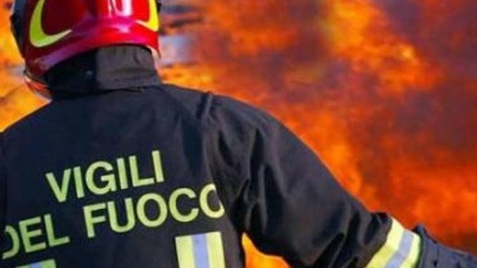 Cosenza. Violenta esplosione in centro, distrutto bar