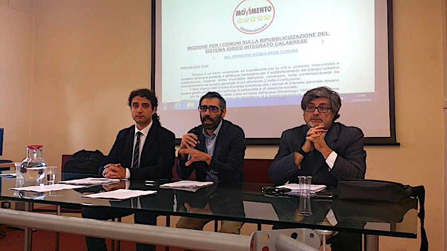 Calabria. M5s presenta proposta ufficiale sul servizio idrico integrato