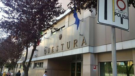 questura cosenza