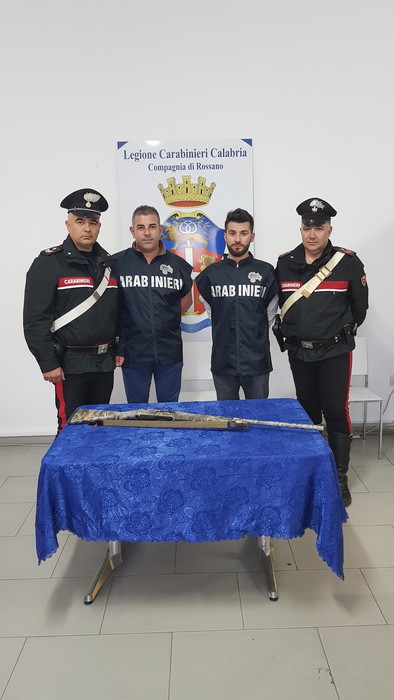 Rossano. Spara contro fratello, fermato dai Carabinieri