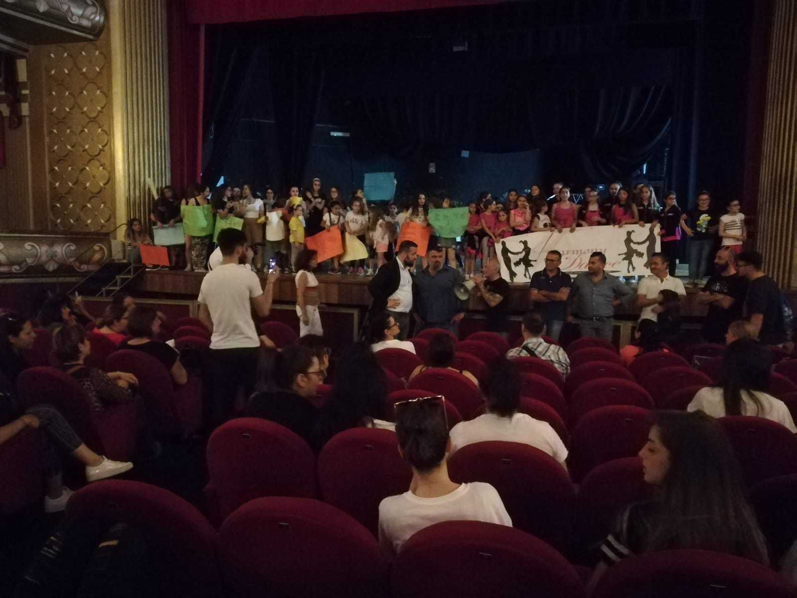 Lamezia. Finita occupazione teatro Grandinetti: gli spettacoli slitteranno di una settimana