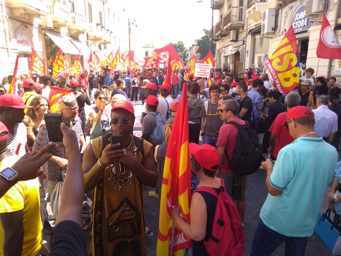 Reggio Calabria. Corteo dell'Usb per Soumaila Sacko