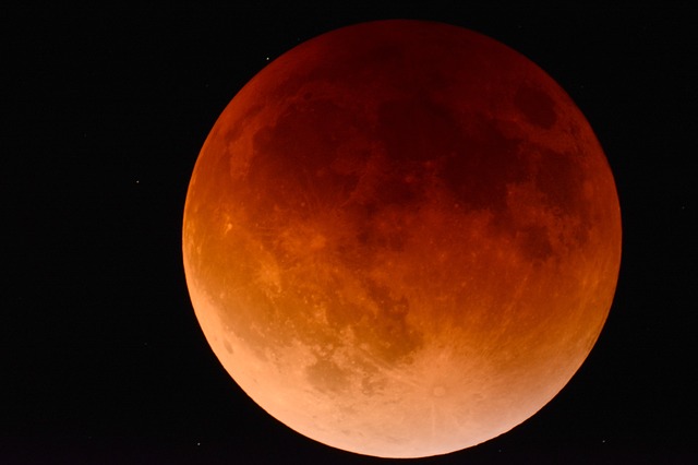 eclissi di luna-LameziaTermeit