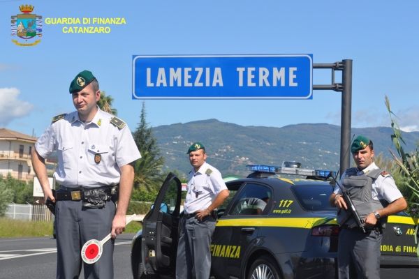 Lamezia. Trentenne trovato con 160 dosi di cocaina