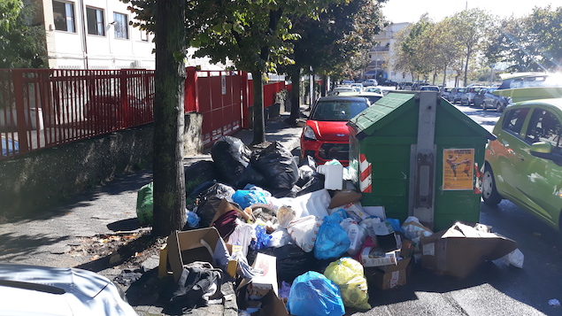 Emergenza rifiuti Lamezia Terme