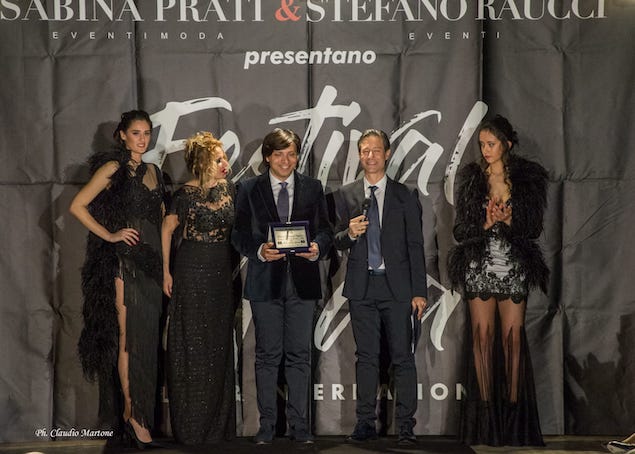 Anton Giulio Grande premiato al festival della moda a Roma