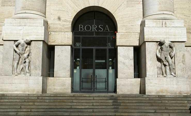 BORSA MILANO