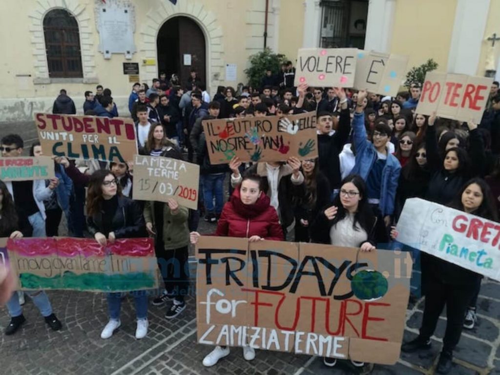 Friday for future, anche a Lamezia lo sciopero per il clima