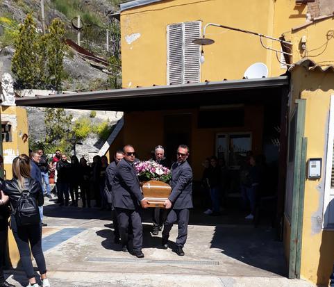Donna uccisa a Cassano allo Ionio, vescovo 'no a violenza'