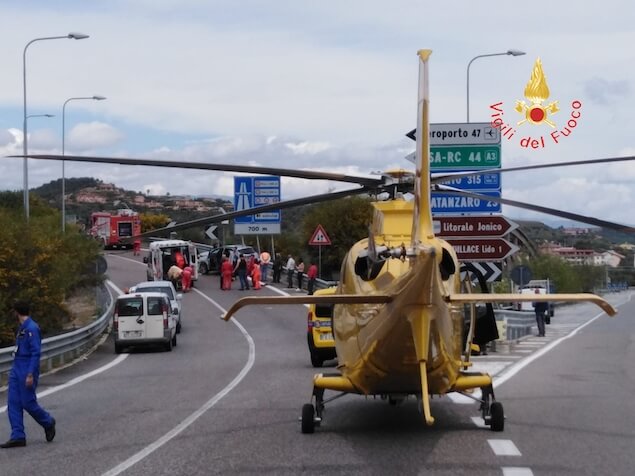 Incidente stradale nei pressi dello svincolo di Copanello, 3 feriti