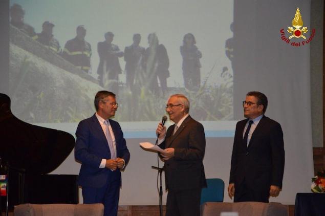 Lamezia. Rotary consegna premio Valter Greco a Fabio Dattilo
