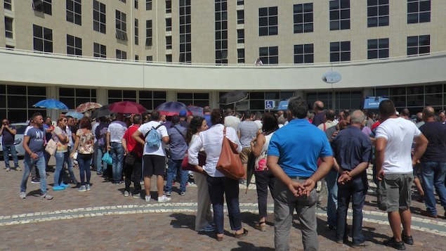 Protesta tirocinanti alla Cittadella regionale di Catanzaro