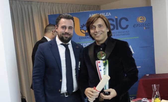 Lo stilista Anton Giulio Grande riceve il premio cultura e impresa dell'Unsic