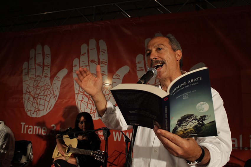 Carmine Abate al Civico Trame con il suo ultimo romanzo L’albero della fortuna