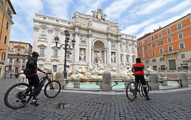 Fase 2. Governo e Regioni lavorano su anticipo aperture