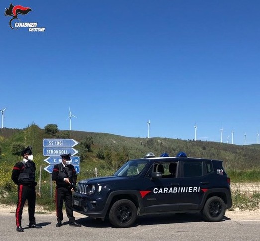 carabinieri crotone