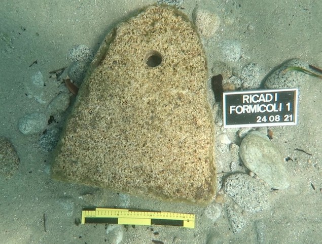 Archeologia: manufatto antico ritrovato nel mare di Ricadi