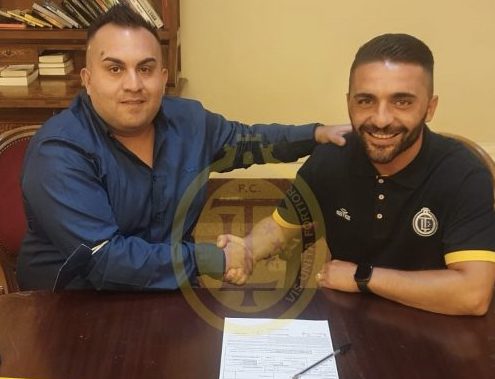 Il centrocampista Francesco Corapi firma con l'FC Lamezia Terme