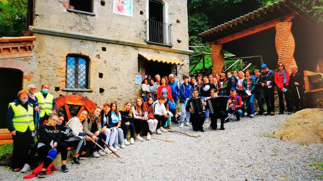 Studenti del Liceo Classico Fiorentino partecipano ad eventi Ama Calabria