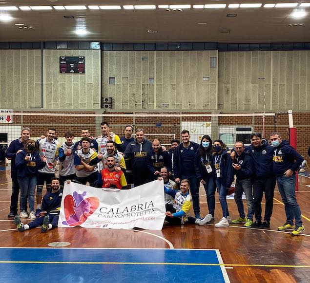 Raffaele Lamezia, netta vittoria con la Universal Catania