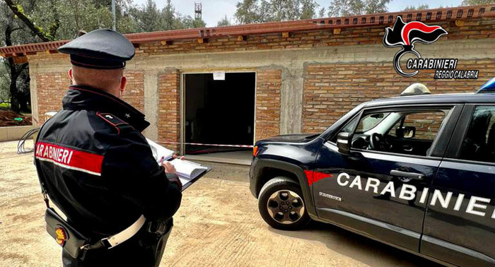 Abusivismo: sequestrato fabbricato in costruzione ad Oppido