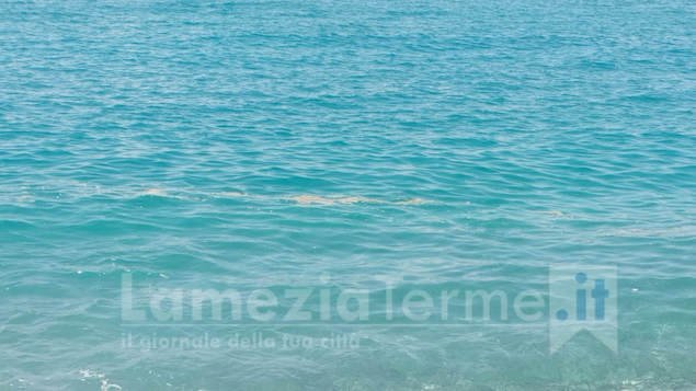 Ennesima giornata di mare sporco sulla costa lametina