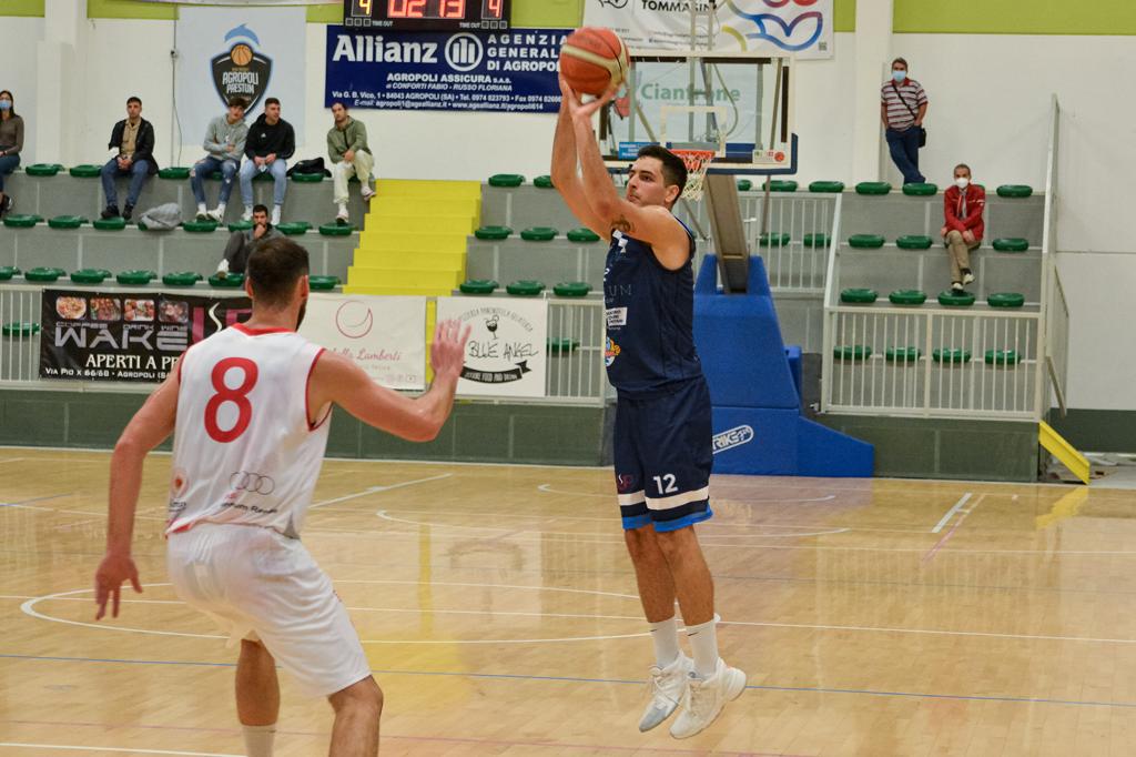 Luca Molinario nuovo atleta del Basketball Lamezia