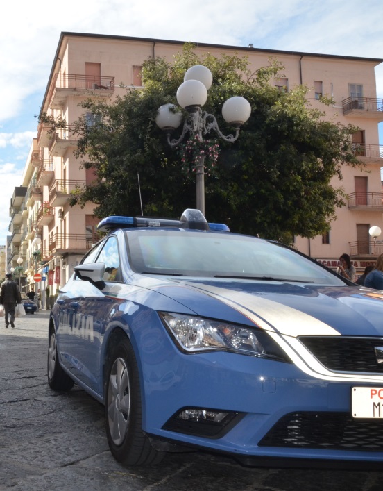 polizia crotone