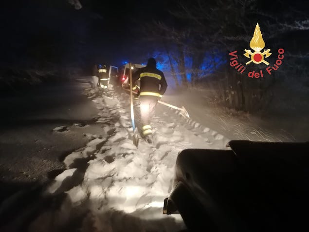 Maltempo: escursionisti bloccati da neve in Calabria, soccorsi