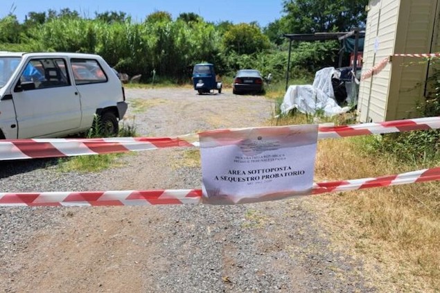 Reati ambientali, denunciati titolari tre officine nel Cosentino
