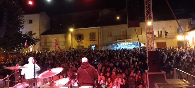 Carlopoli. Un autentico bagno di folla ha accolto Danilo Sacco