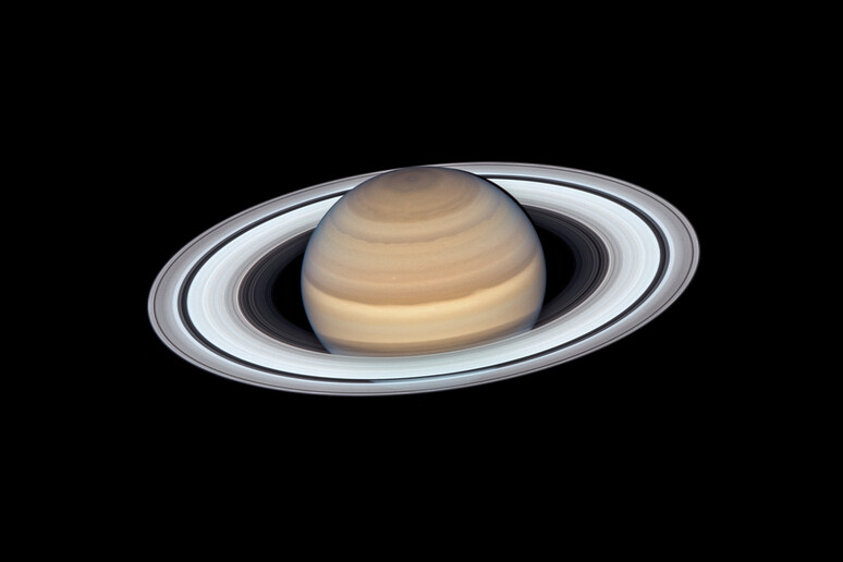 saturno