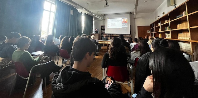 Lamezia. Classi del Liceo Fiorentino incontrano Pax Christi