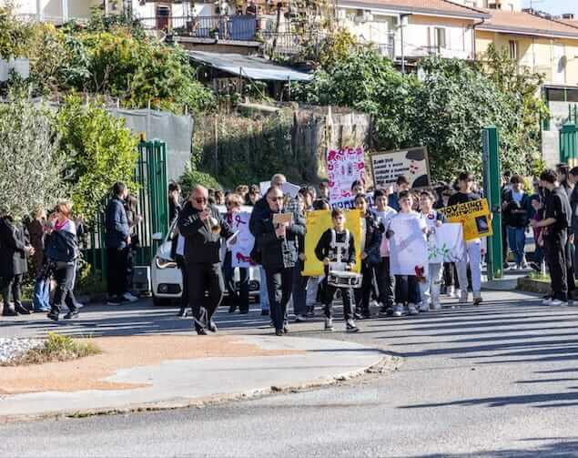 La scuola lametina dice no alla violenza di genere