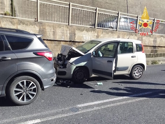 Catanzaro. Incidente stradale su via Gioacchino da Fiore, 4 feriti