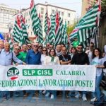 No alla privatizzazione di Poste Italiane: i sindacati manifestano a Catanzaro